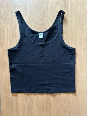 TNA Black Scoop Neck Crop Tank
